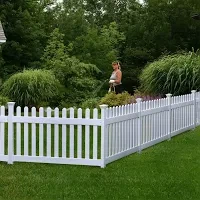 विनाइल पिकेट बाड़