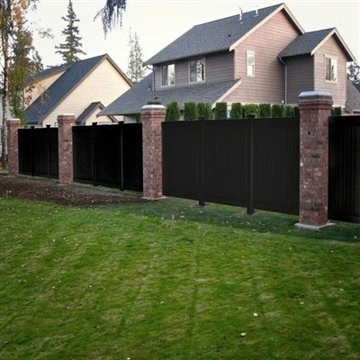 यार्ड के लिए विनाइल जाली शीर्ष गोपनीयता बाड़